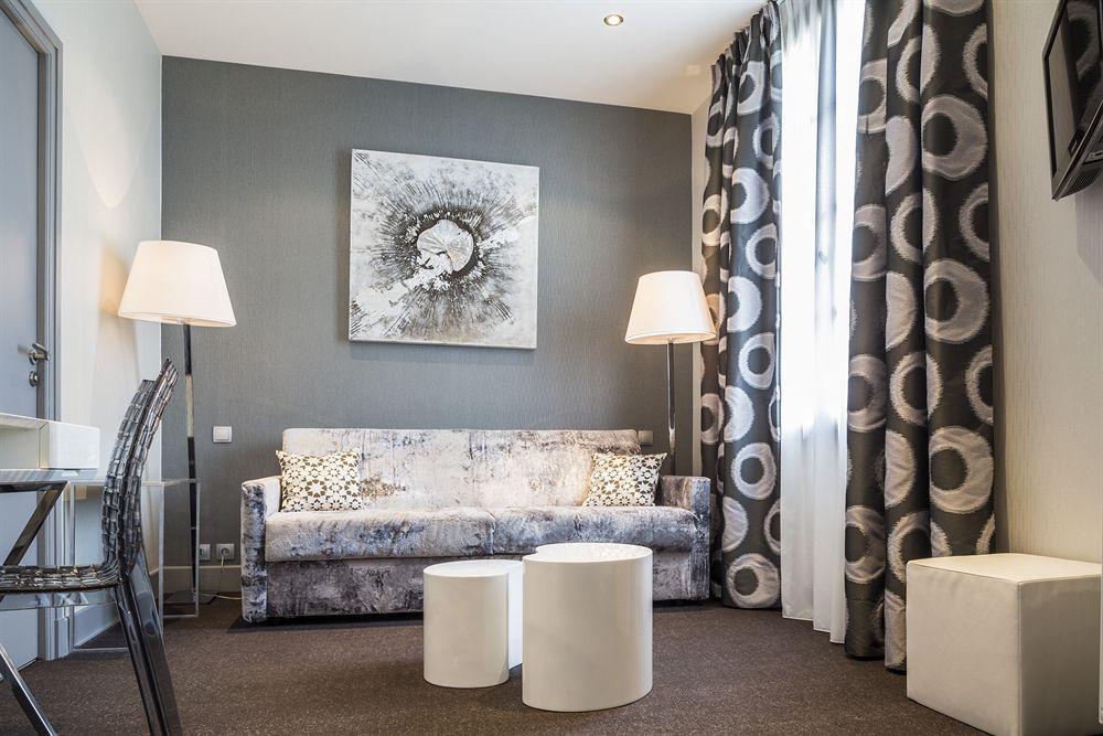 Hotel Le Cottage Bise ตัลลัวร์ ภายนอก รูปภาพ