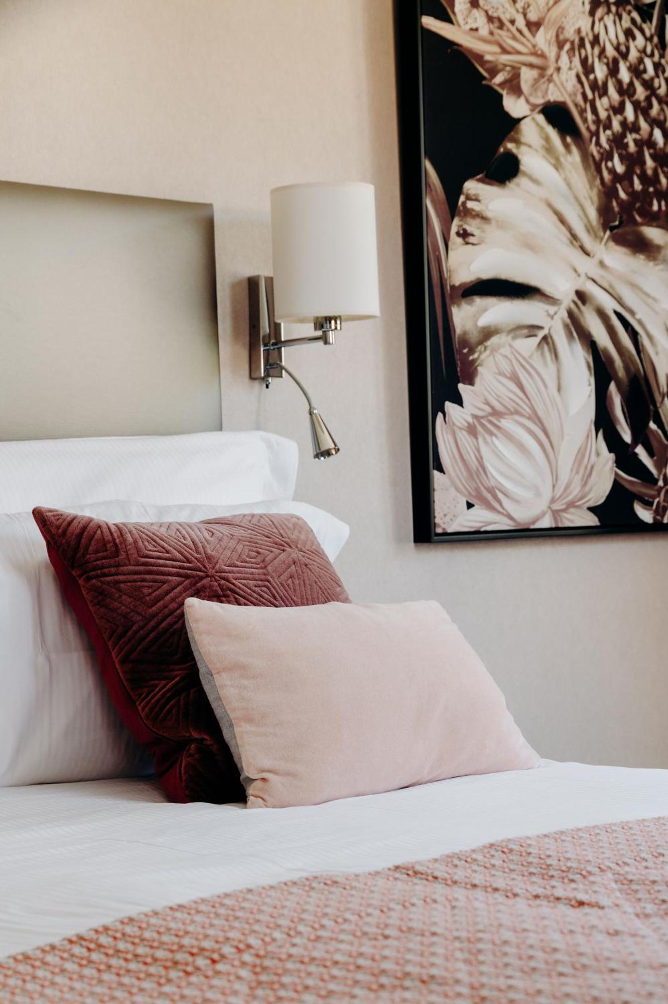 Hotel Le Cottage Bise ตัลลัวร์ ภายนอก รูปภาพ
